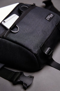 Alpha Tas Selempang Black For tablet iPad pro 11" Samsung/  Crossbody Bag / Waistbag Black